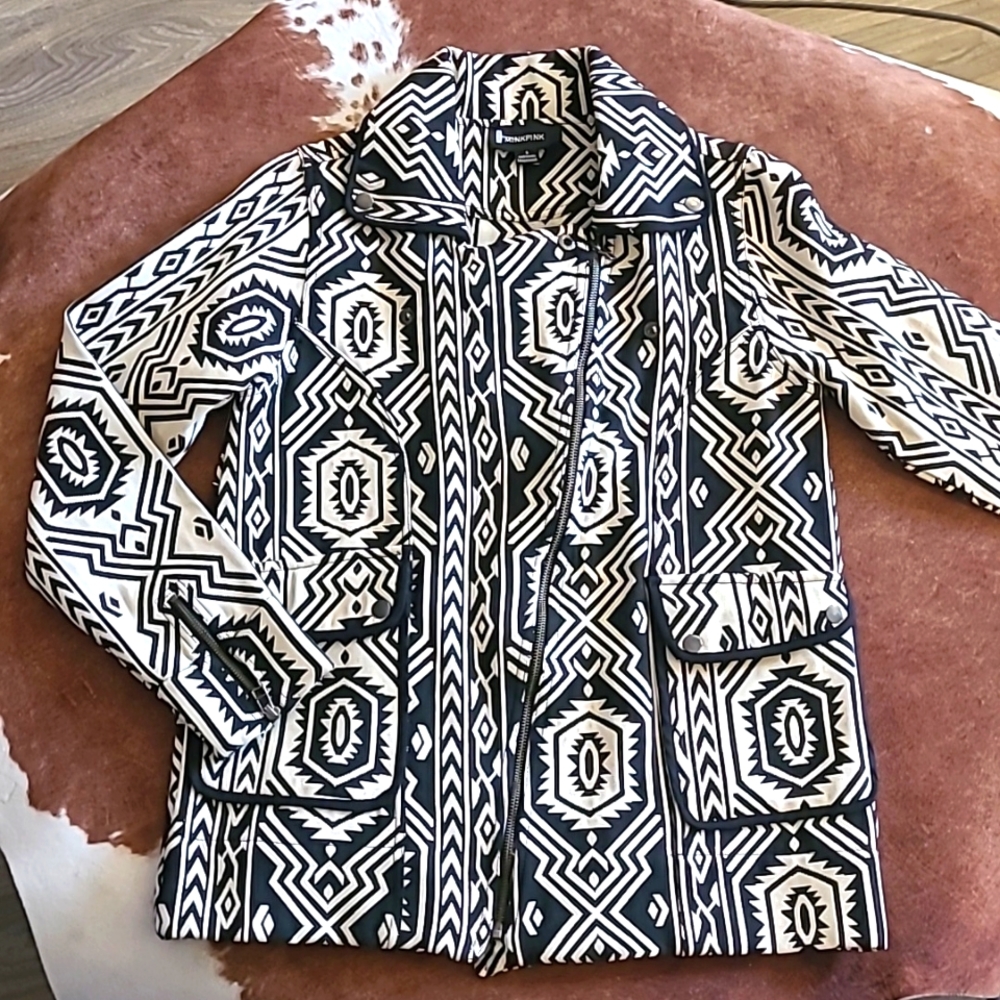 MINKPINK Geometric Pattern Zip Coat Size Small